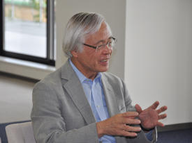 Masaru Tsukada, the administrative director of the AIMR