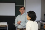 Tea Time Talk by Prof. Russell を拡大
