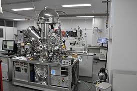 The Common Equipment Unit was set up to allow open access to essential apparatus, such as electron microscopes and a photoemission spectrometer, for all researchers at the AIMR. The Common Equipment Unit was set up to allow open access to essential apparatus, such as electron microscopes and a photoemission spectrometer, for all researchers at the AIMR.