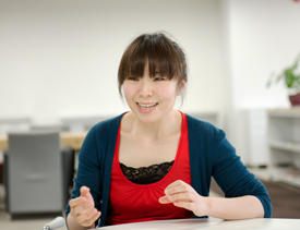 第3回(平成24年度)日本学術振興会育志賞を受賞した高山あかりJSPS特別研究員。