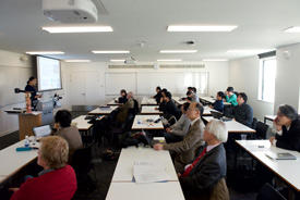 Over 50 students and researchers attended the joint workshop to listen to talks on various subjects, including the presentation on batteries and supercapacitors by Clare Grey, a professor at the University of Cambridge’s Department of Chemistry.