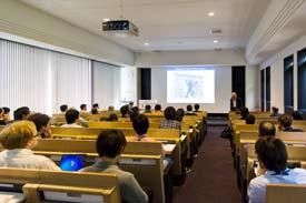 Spintronics researchers attended a series of workshops at the TOKYO ELECTRON House of Creativity, a new center established at Tohoku University after years of advocacy by AIMR Director Motoko Kotani.